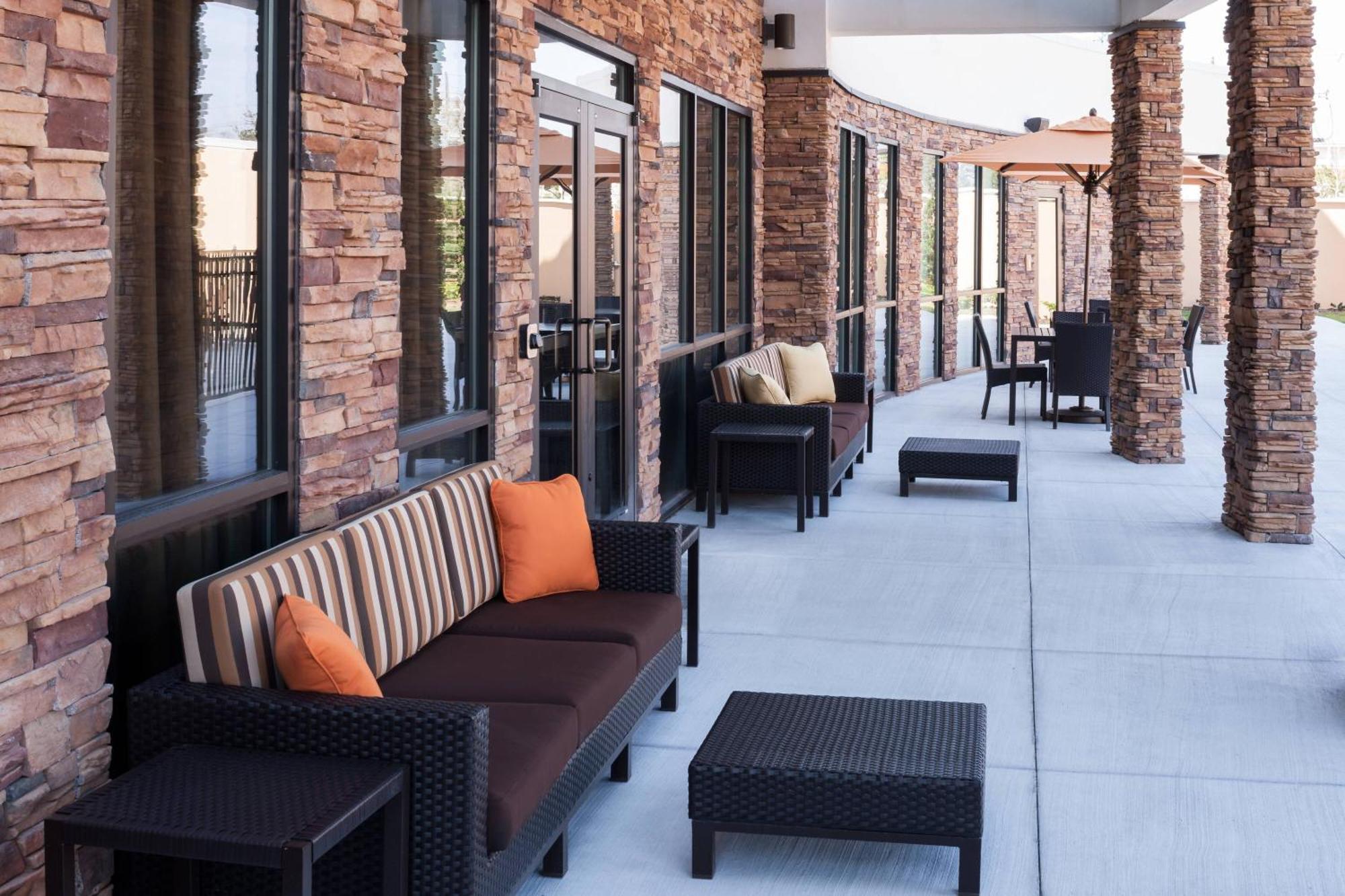 Hotel Courtyard By Marriott Houston North/Shenandoah The Woodlands Exterior foto