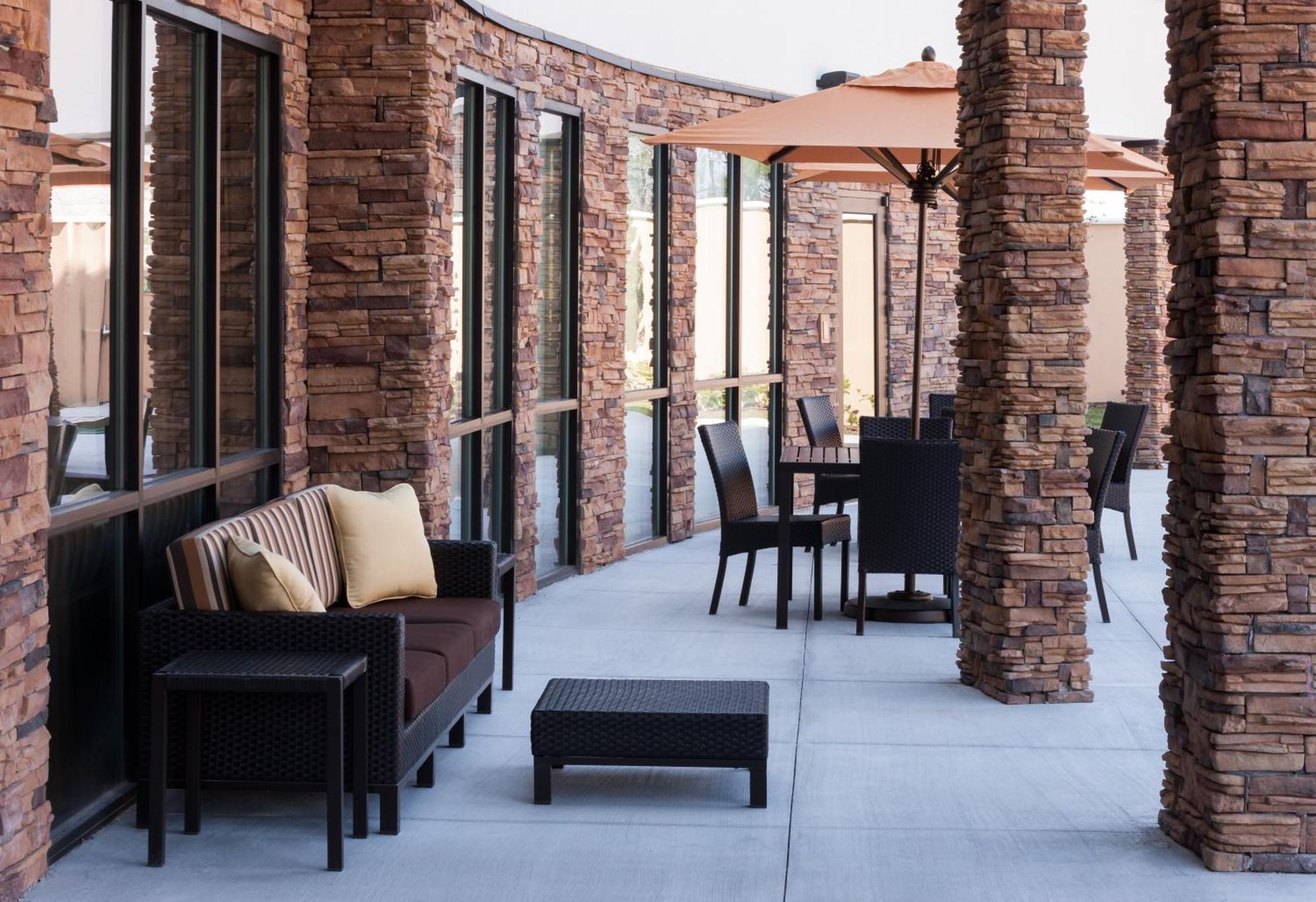 Hotel Courtyard By Marriott Houston North/Shenandoah The Woodlands Exterior foto