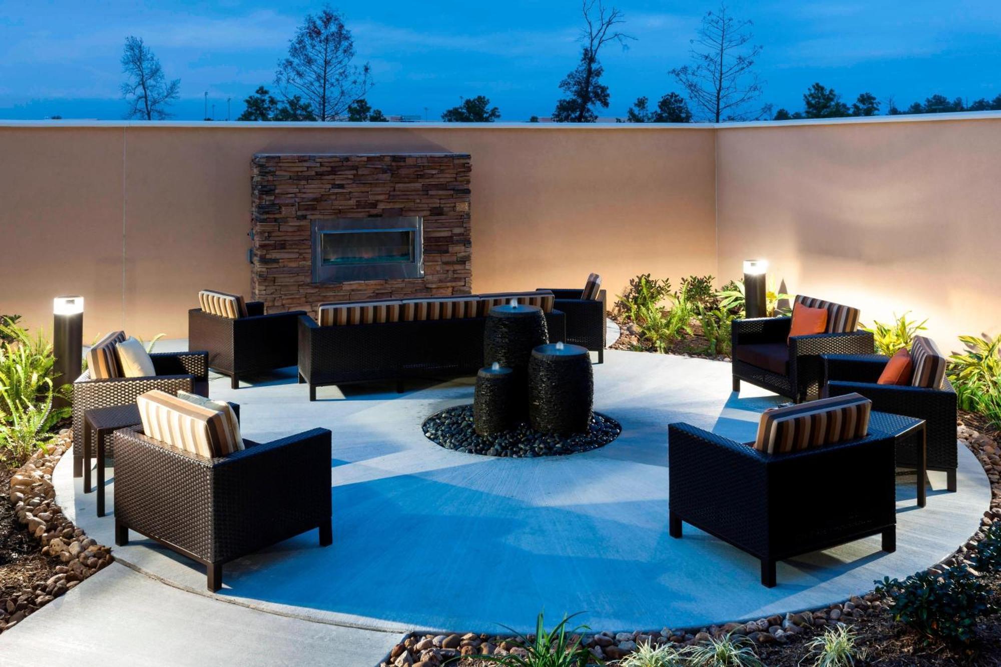 Hotel Courtyard By Marriott Houston North/Shenandoah The Woodlands Exterior foto